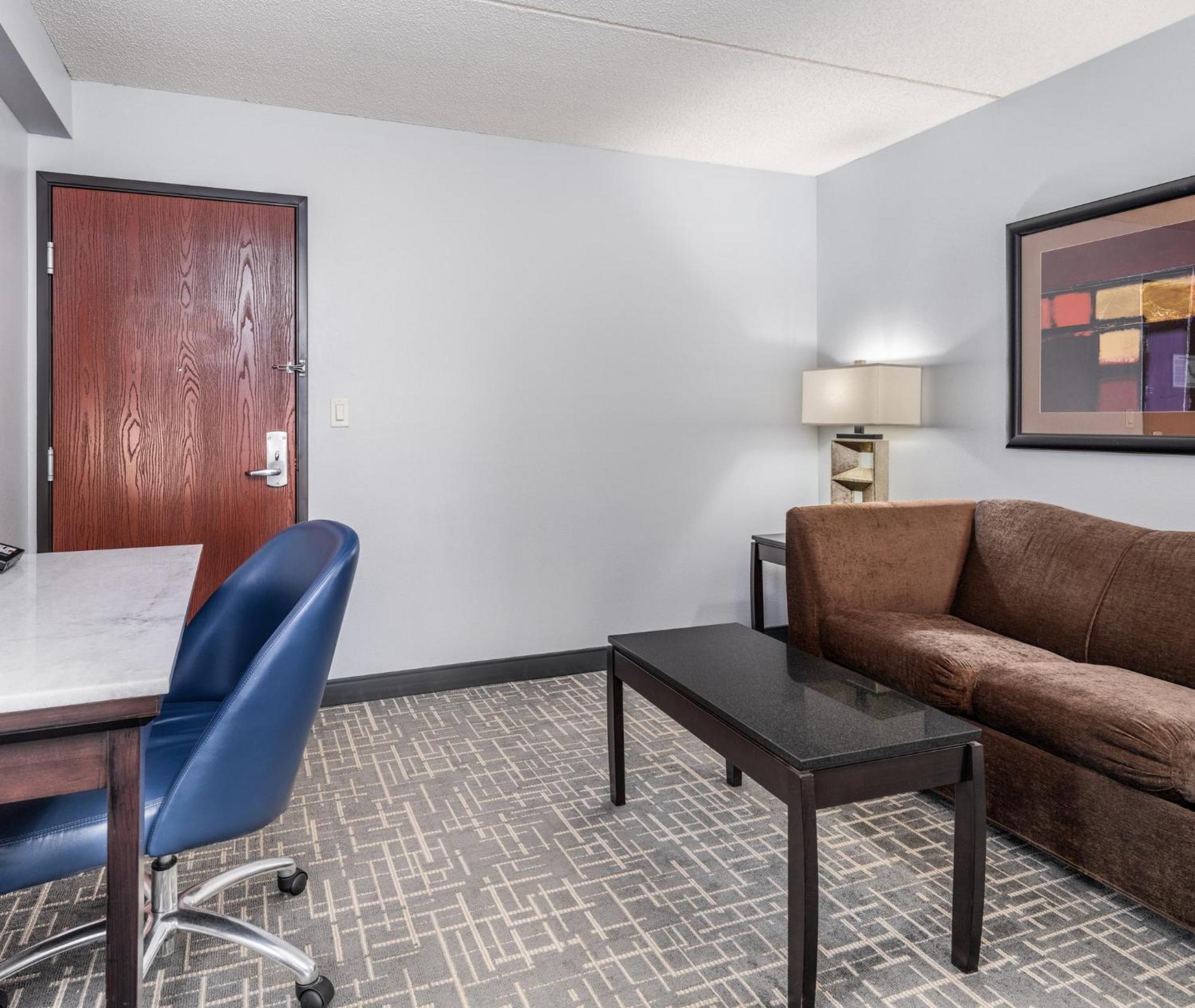 מלון Crowne Plaza Milwaukee South By Ihg מראה חיצוני תמונה